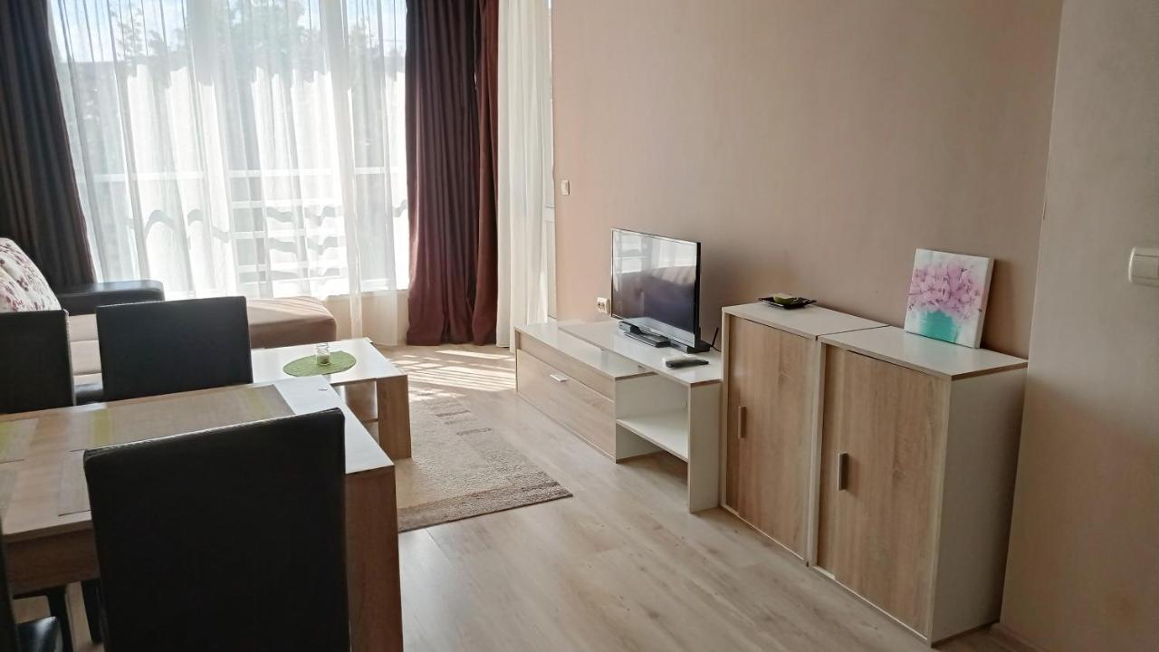 Oazis Apartment Burgas Luaran gambar