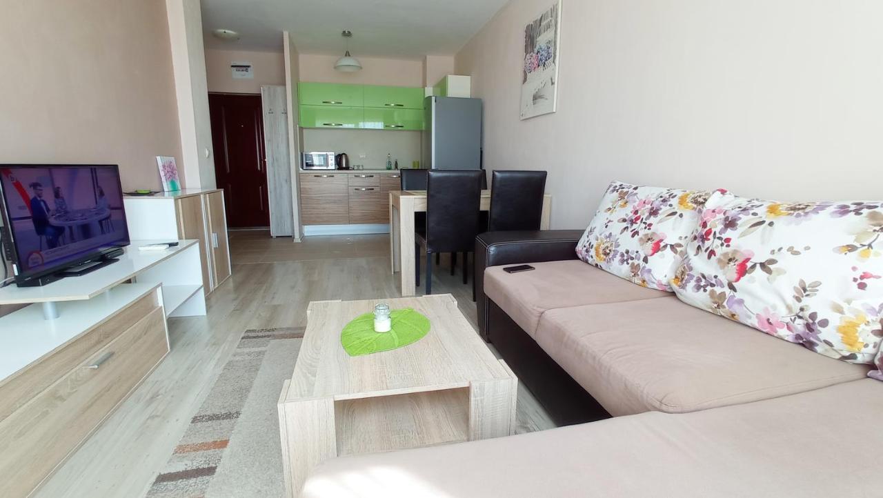 Oazis Apartment Burgas Luaran gambar