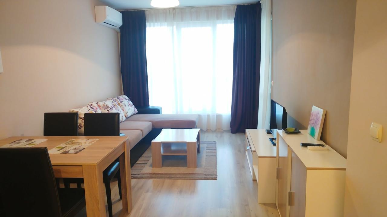 Oazis Apartment Burgas Luaran gambar